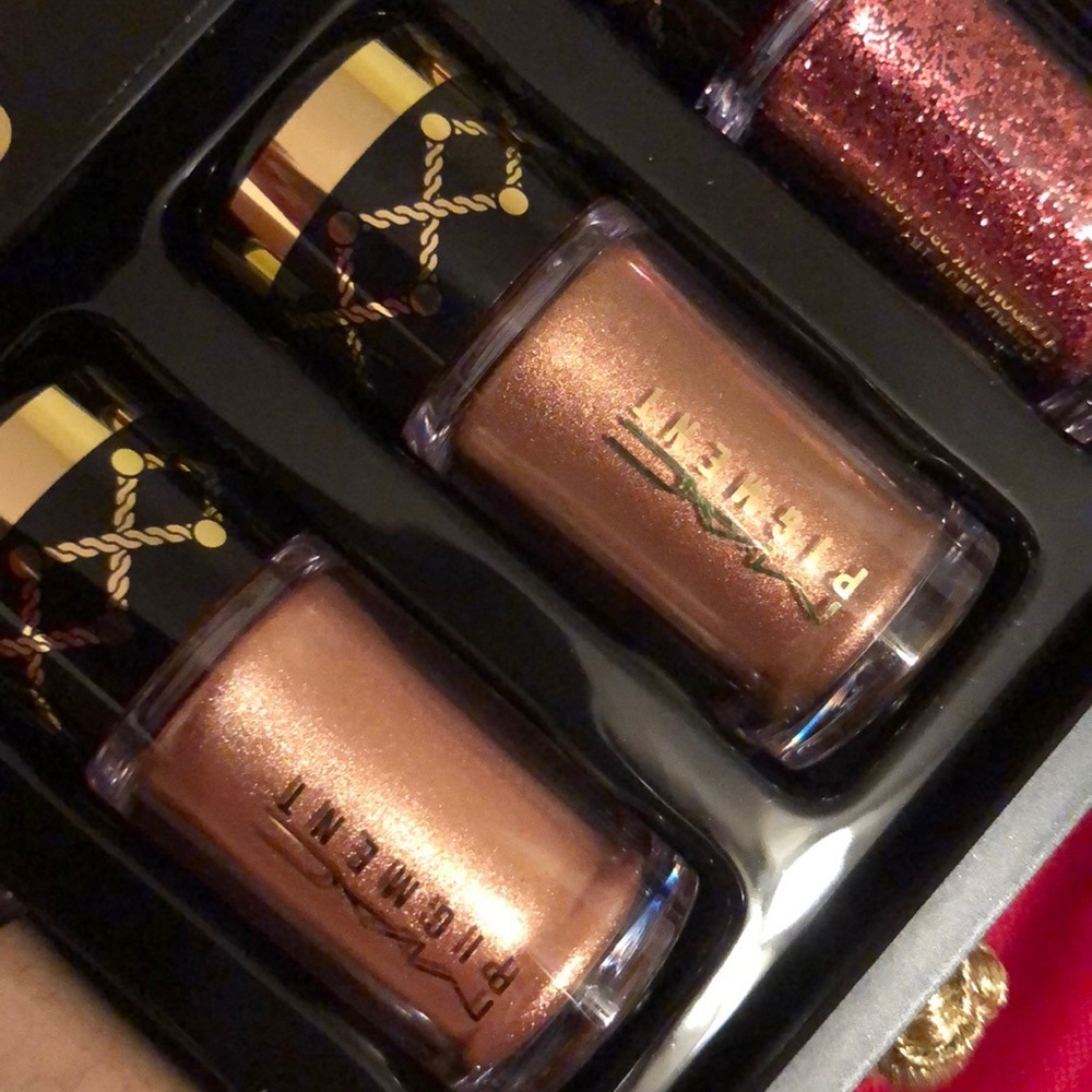 MAC Nutcracker Collection ✨ - Picture 8 of 8